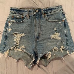 Abercrombie & Fitch High Rise Mom shorts